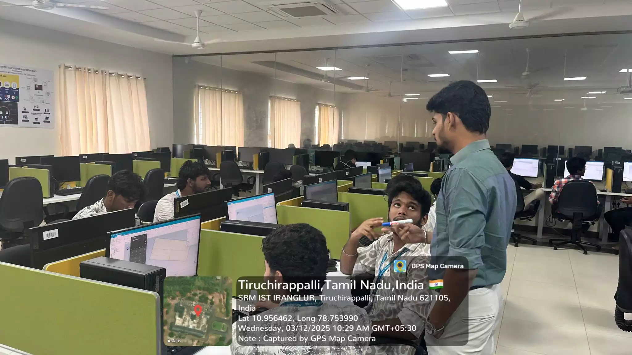 Exploring Frequency Selective Surfaces Using CST Studio Suite